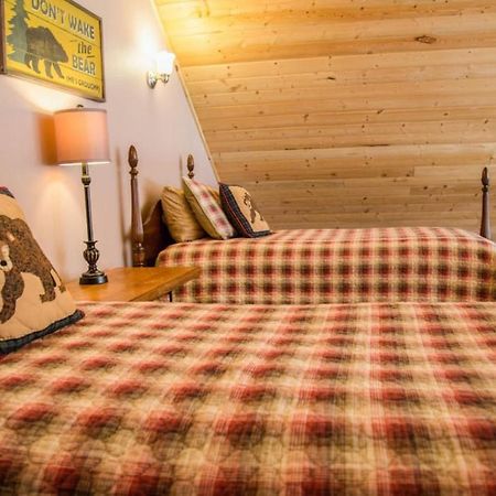 Twin Owls Lodge, Great For Families Master Bedroom, Loft, Full Kitchen, Dogs Ok Estes Park Bagian luar foto