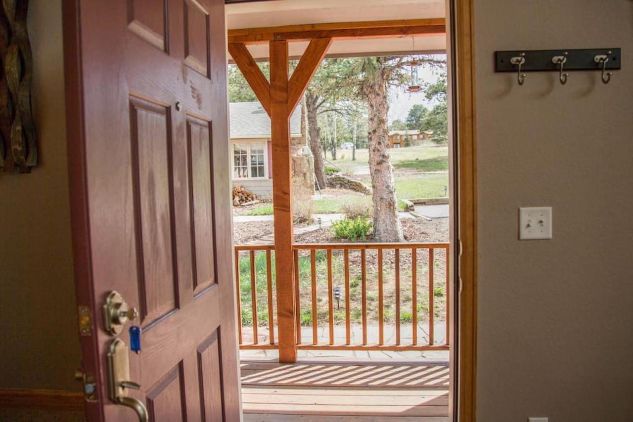 Twin Owls Lodge, Great For Families Master Bedroom, Loft, Full Kitchen, Dogs Ok Estes Park Bagian luar foto